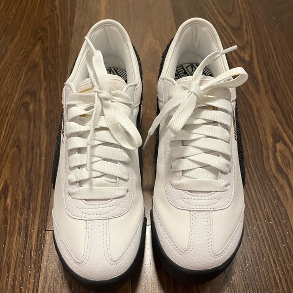 Puma Sneakers - Picture 5 of 13